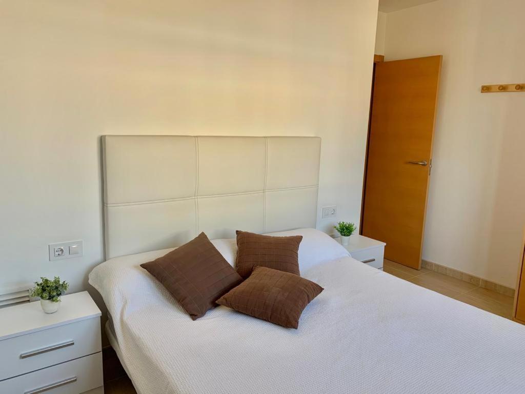 Tropikana Apartment Miami Playa Exterior photo